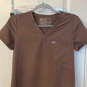 FIGS, Mocha scrub set. XXS Catarina Scrub Top and XS Zamora Jogger Scrub Bottom